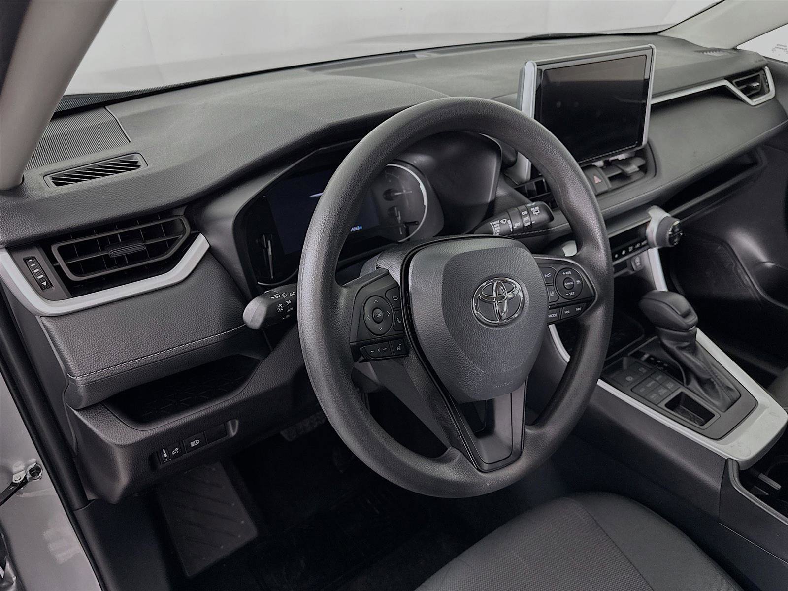 Certified 2025 Toyota RAV4 XLE image 9