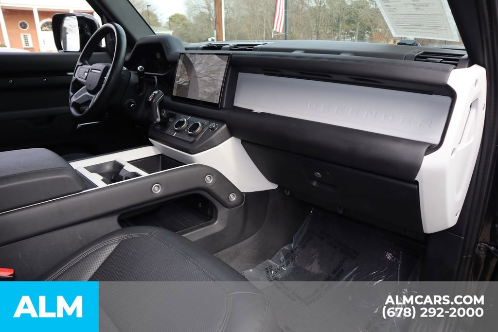Used 2025 Land Rover Defender 110 S AWD/4WD image 30