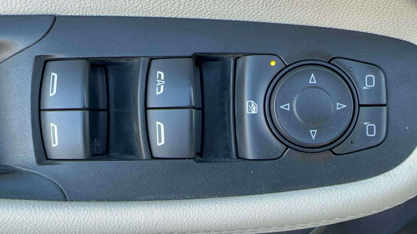 Used 2021 Buick Encore GX Select image 14