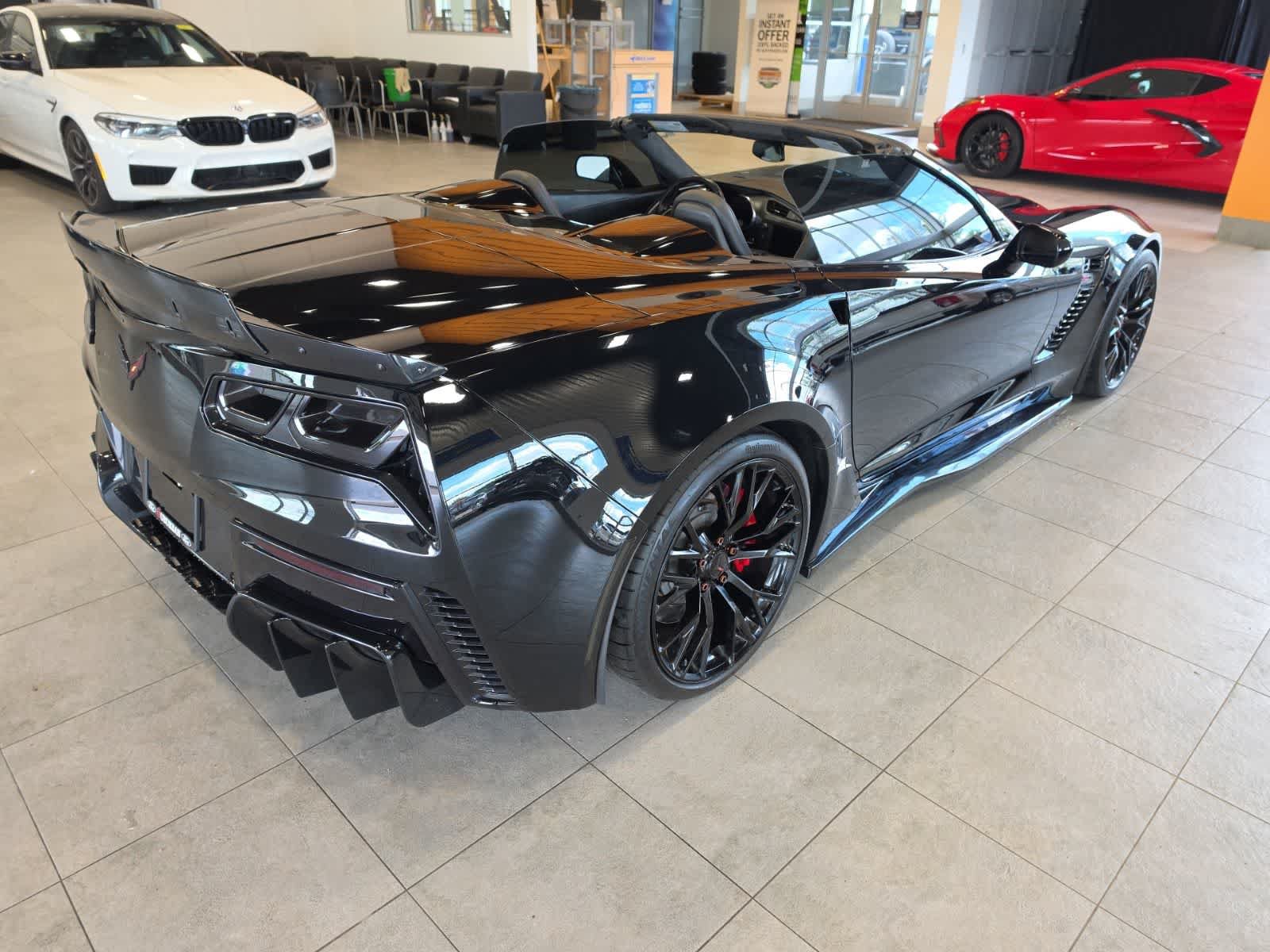 Used 2016 Chevrolet Corvette Z06 w/ 3LZ Preferred Equipment Group RWD image 7