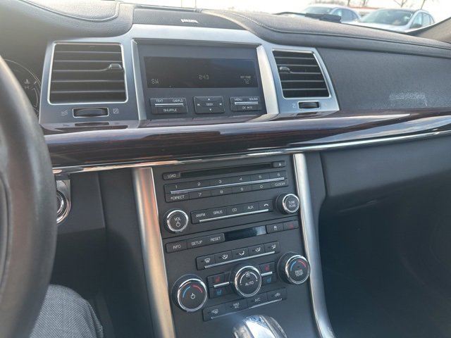 Used 2011 Lincoln MKS image 30