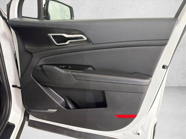 Used 2024 Kia Sportage EX FWD image 15