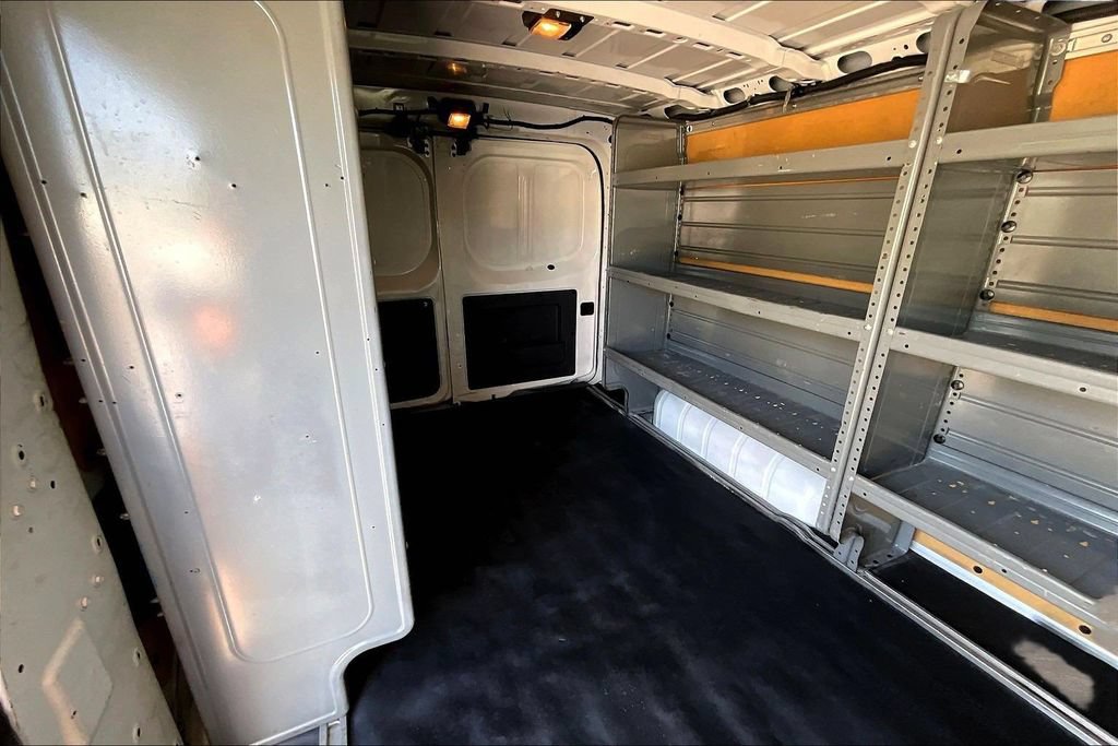 Used 2021 Nissan NV 2500 SV RWD image 24
