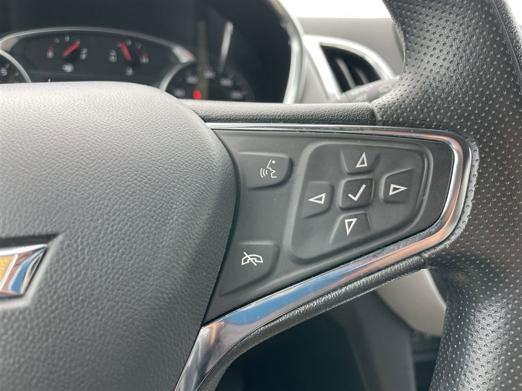 Used 2023 Chevrolet Equinox LT image 35