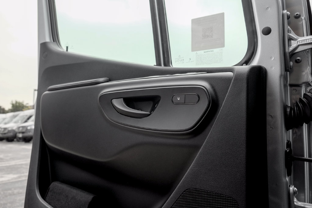 New 2026 Mercedes-Benz Sprinter 4500 image 13