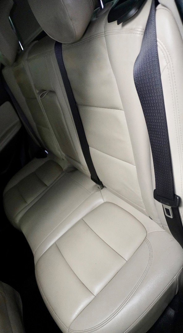 Used 2018 Buick Encore Premium image 5