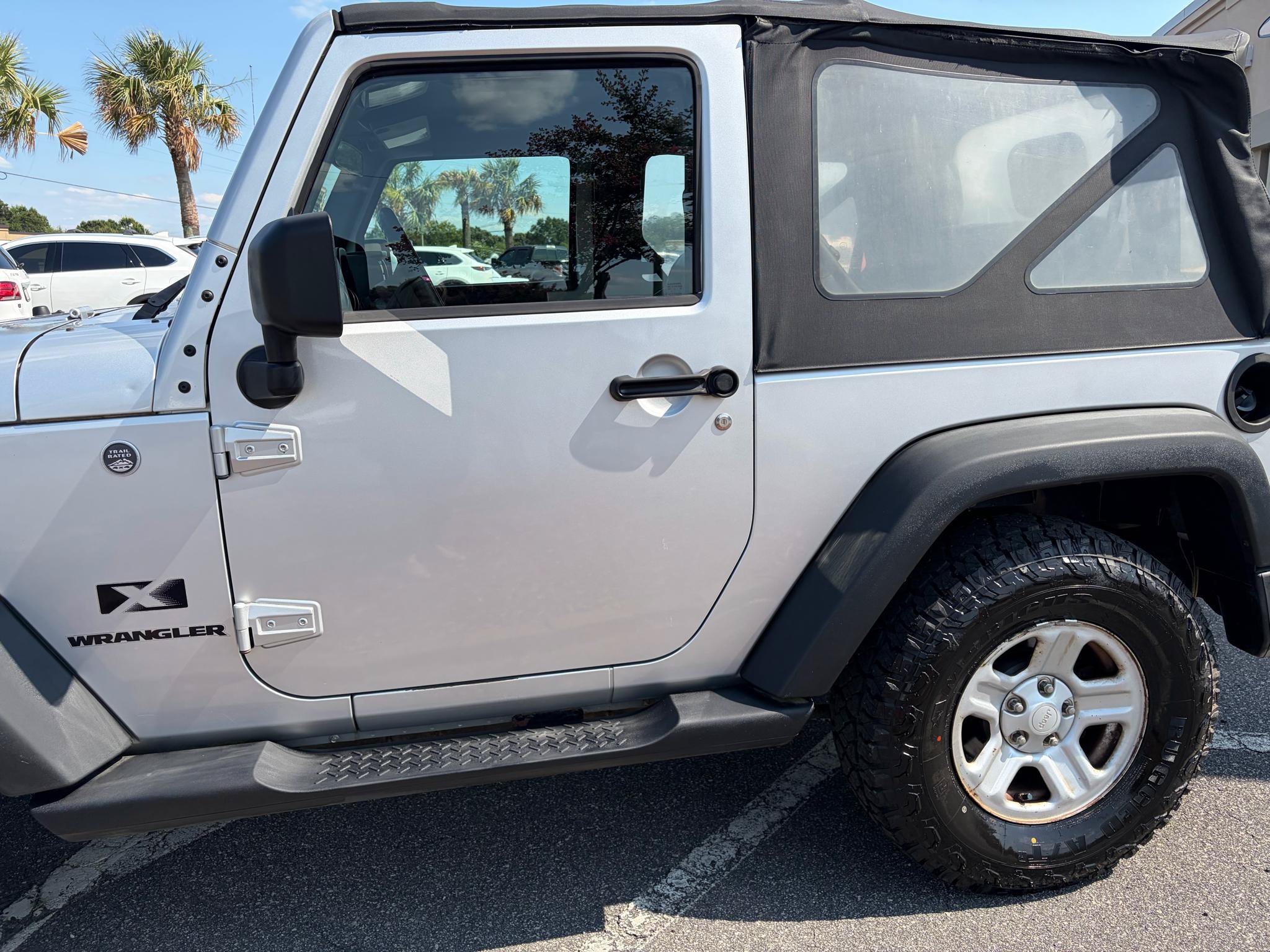 Used 2009 Jeep Wrangler X AWD/4WD image 10