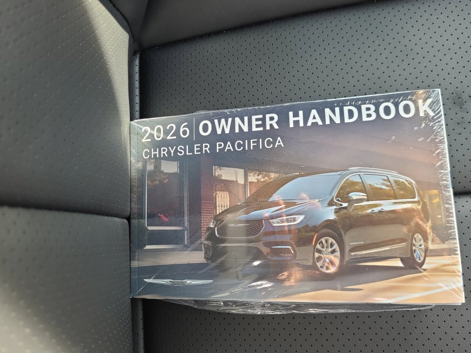 New 2026 Chrysler Pacifica Select image 34
