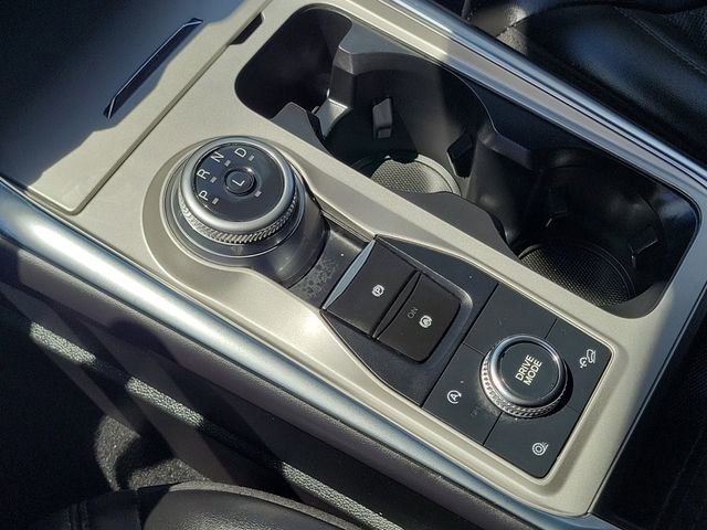 Certified 2023 Ford Explorer Platinum w/ Technology Package AWD/4WD image 13