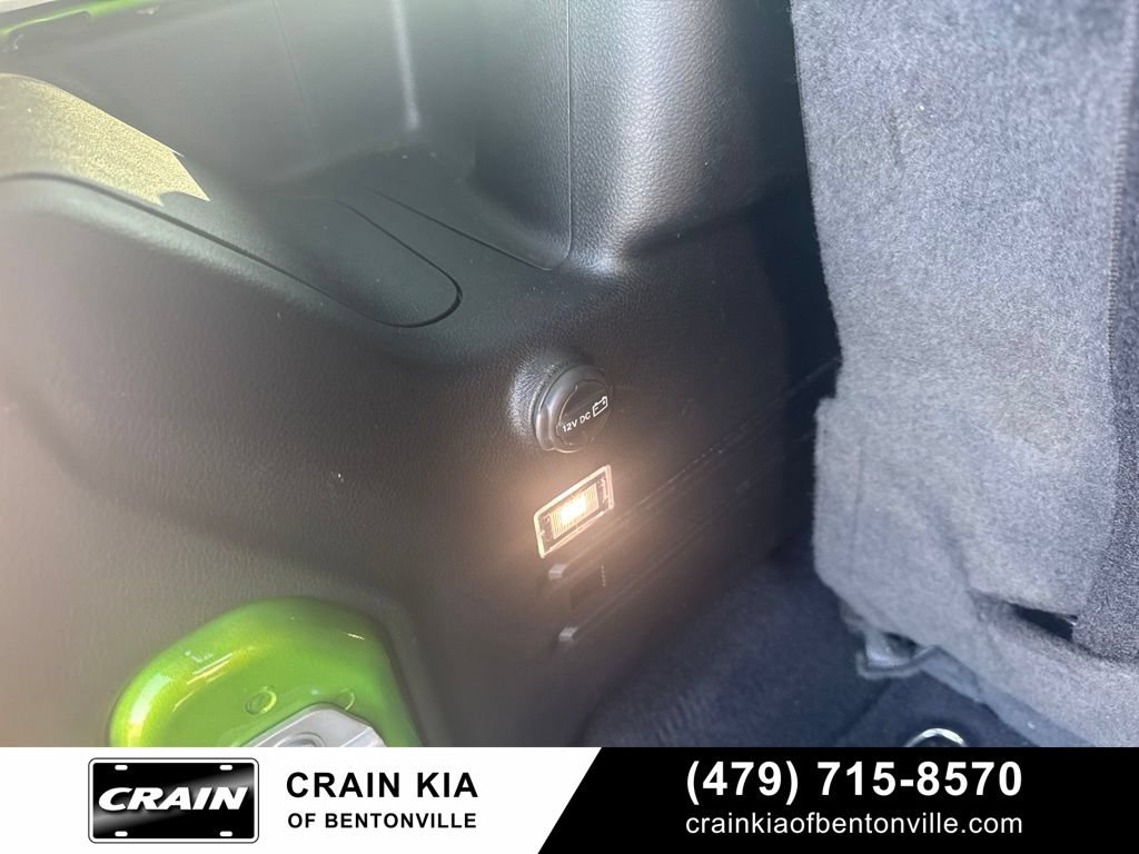 Used 2025 Jeep Wrangler Sport AWD/4WD image 37