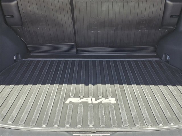 Used 2023 Toyota RAV4 SE w/ Convenience Package image 23