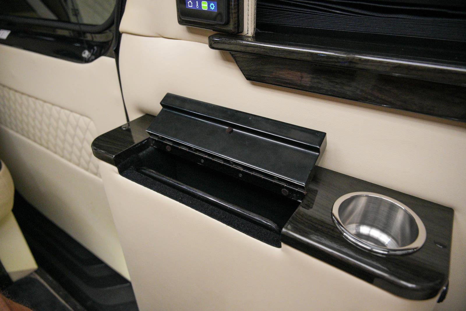 Used 2020 Mercedes-Benz Sprinter 3500 image 56