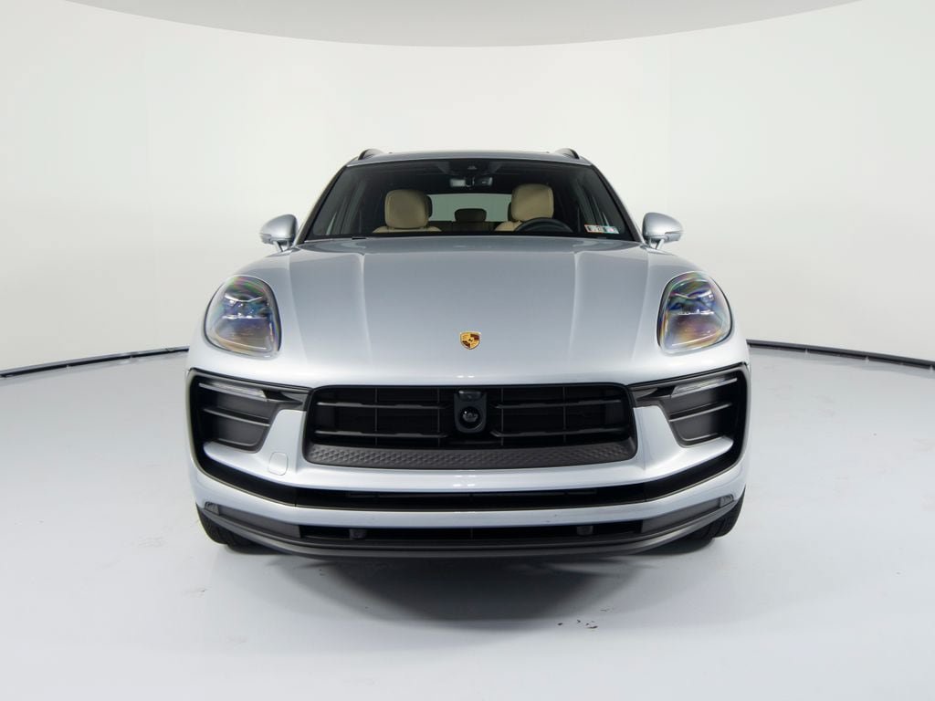 New 2026 Porsche Macan AWD/4WD image 13