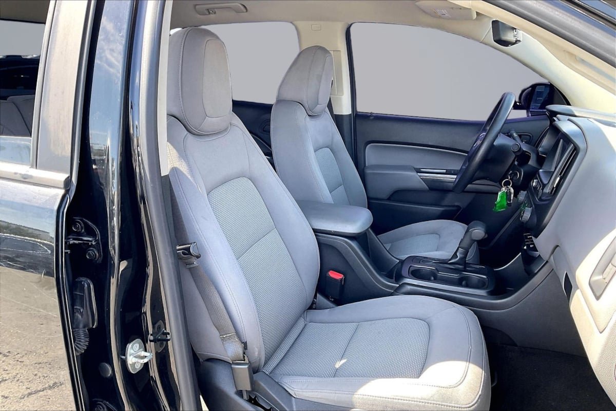 Used 2018 GMC Canyon 2WD Crew Cab w/ Convenience Package image 7