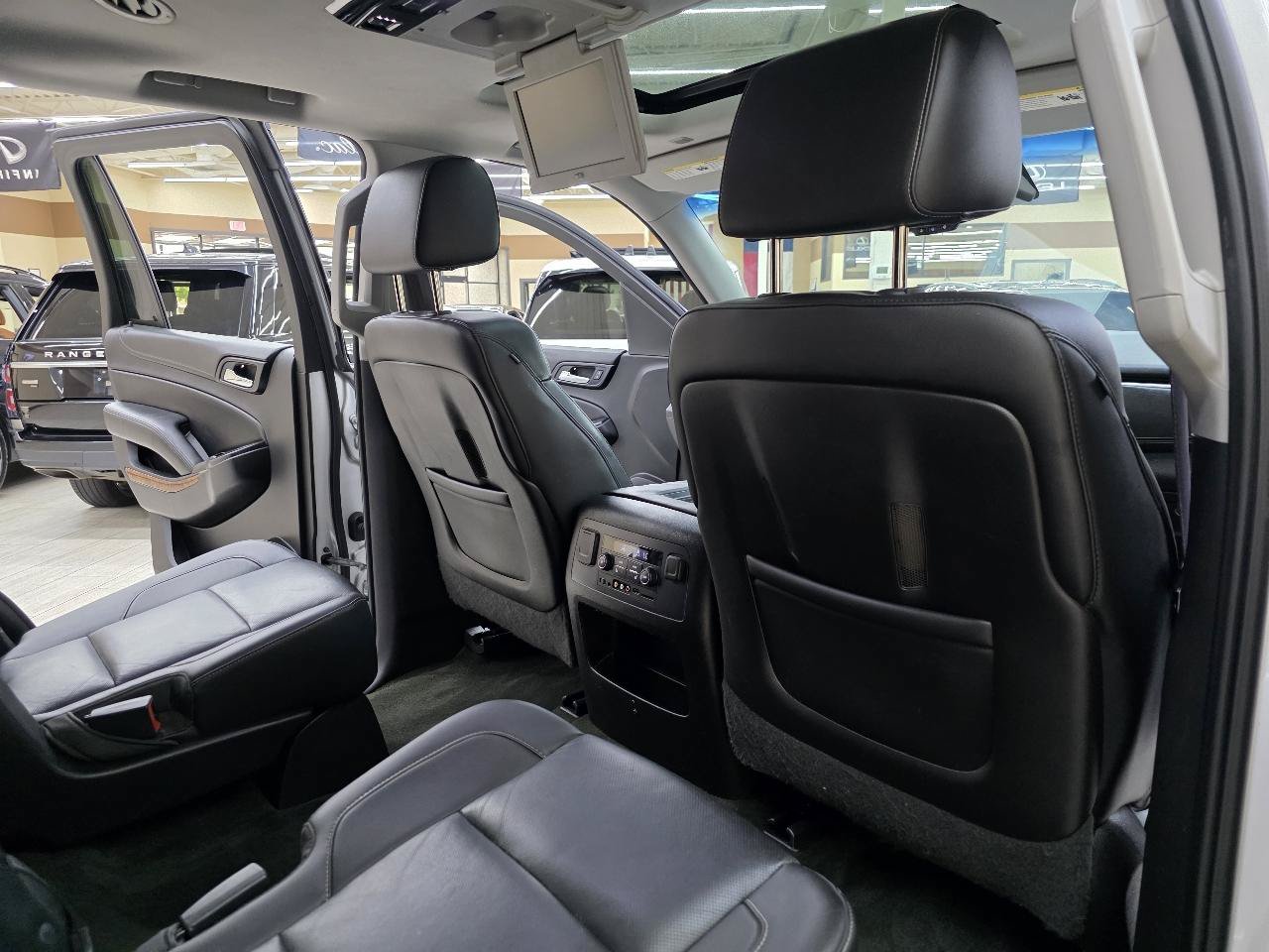 Used 2015 Chevrolet Tahoe LTZ RWD image 25