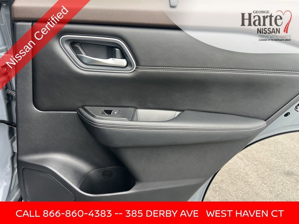 Certified 2023 Nissan Rogue Platinum image 37