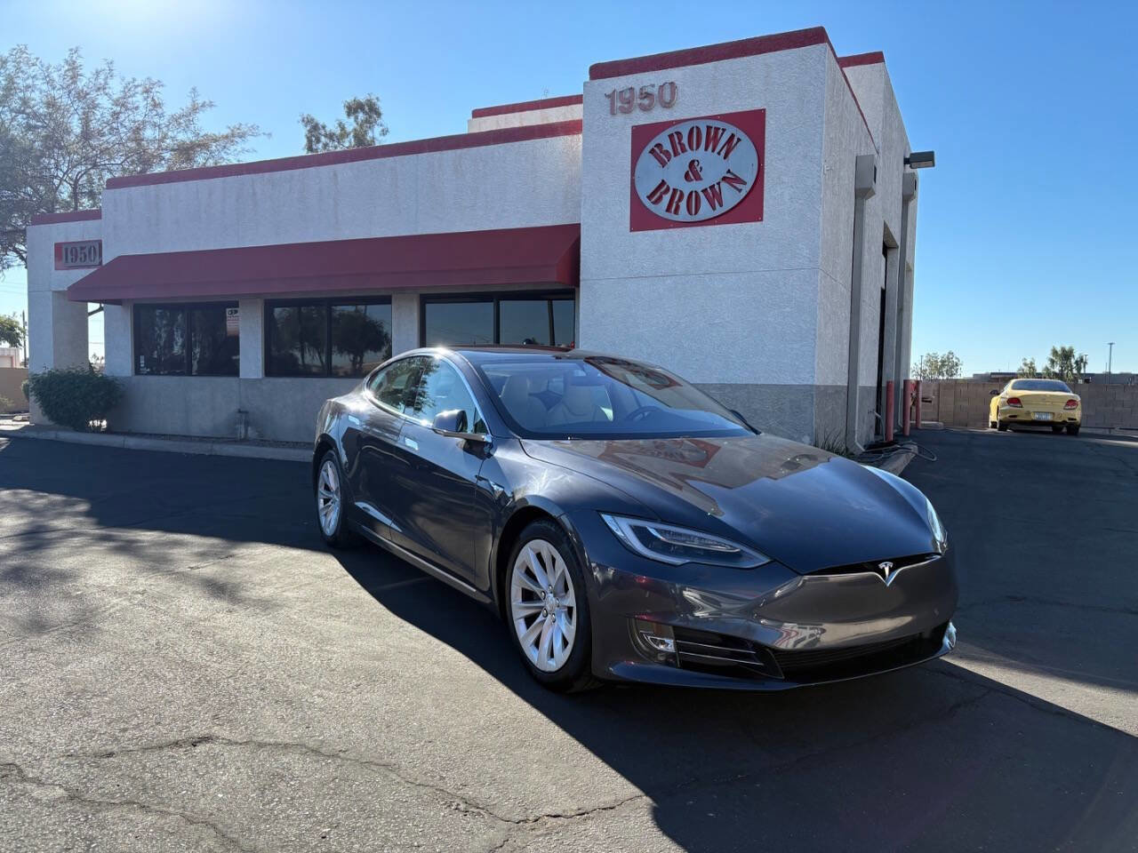 Used 2019 Tesla Model S 75D image 2