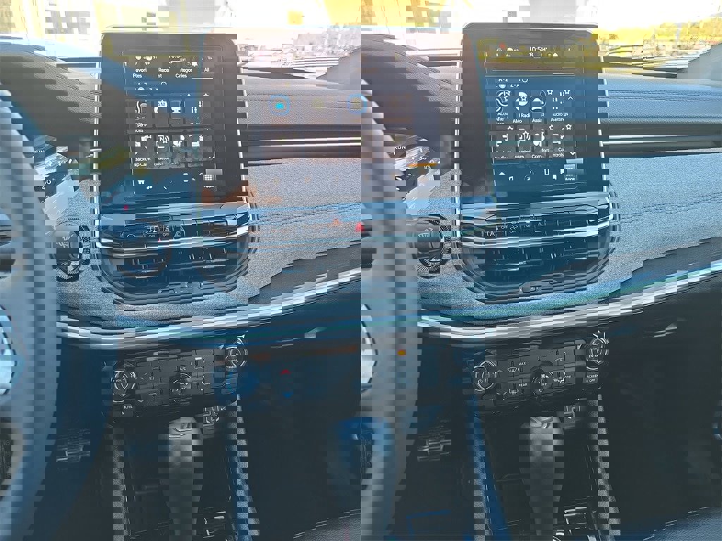 Used 2025 Jeep Compass Latitude image 19