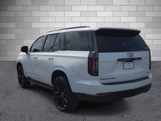 Certified 2026 Cadillac Escalade Platinum Sport w/ LPO, ONYX Package AWD/4WD image 3