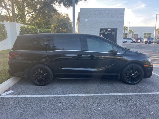Used 2023 Honda Odyssey Sport image 4