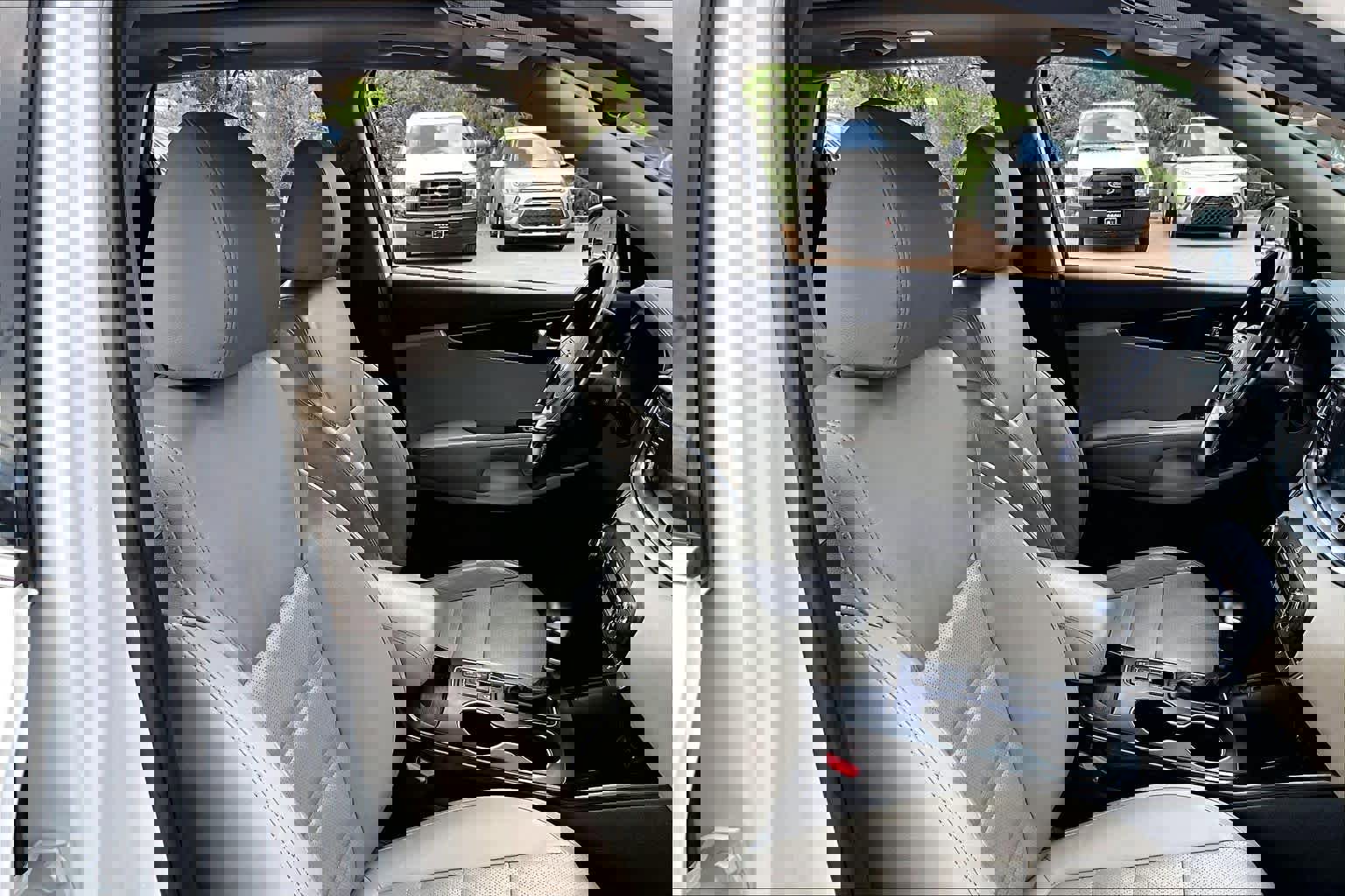 Used 2020 Kia Sorento EX image 9