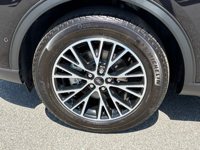 Used 2024 Ford Escape SE w/ PHEV Premium Package FWD image 27