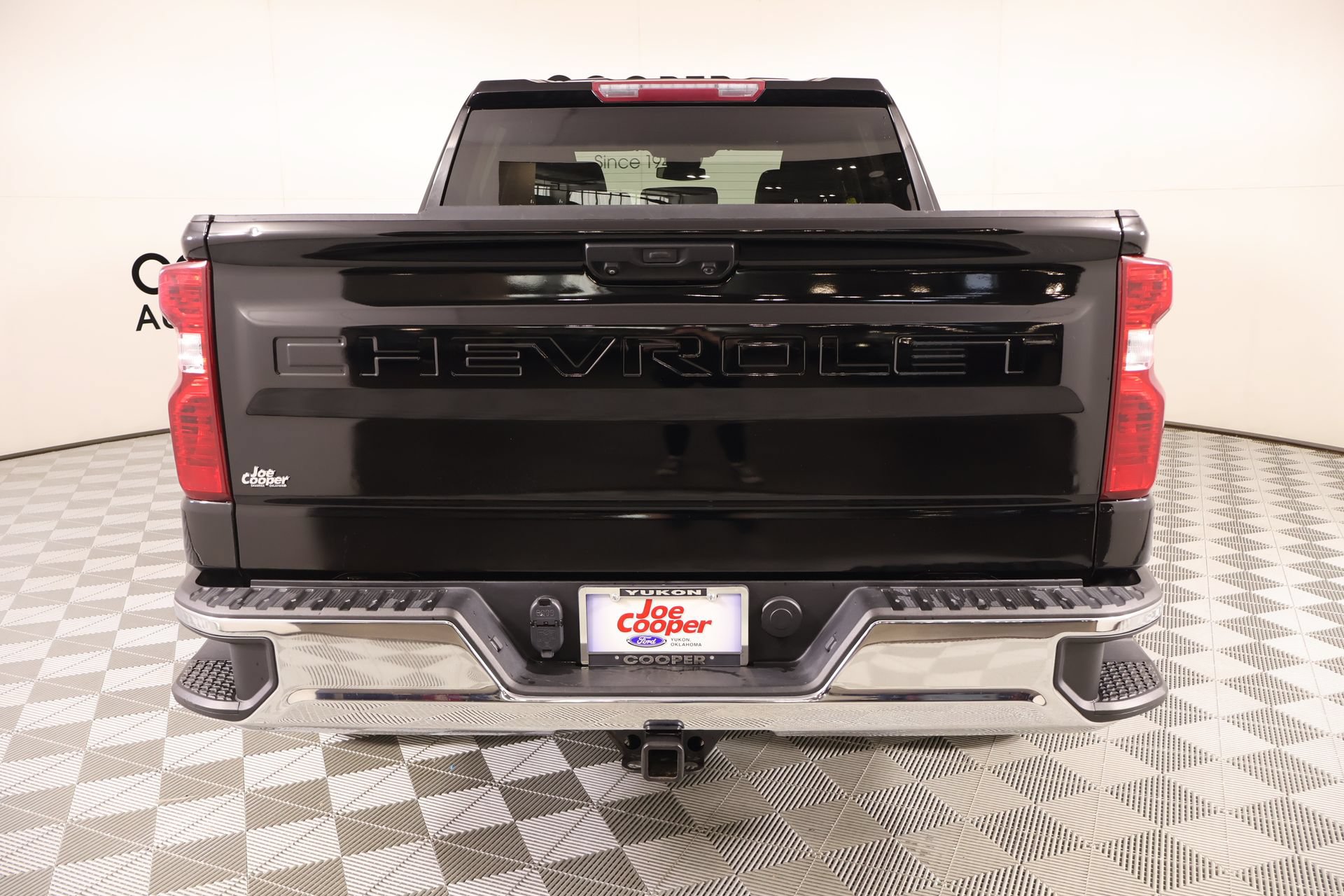 Used 2023 Chevrolet Silverado 1500 LT AWD/4WD image 21