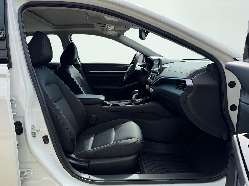 Used 2020 Nissan Altima 2.5 SV image 32