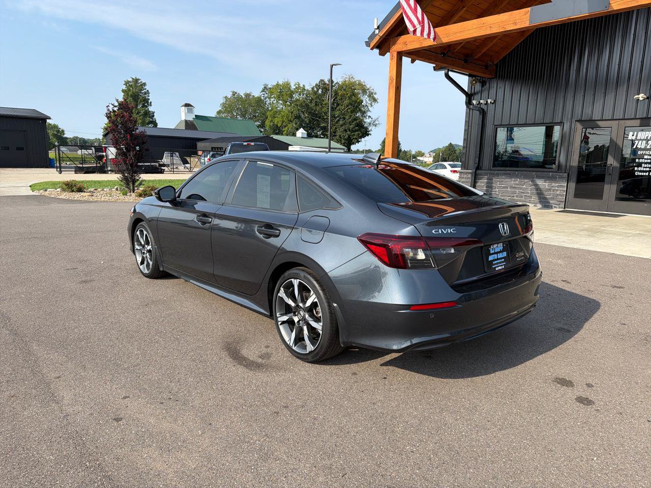 Used 2025 Honda Civic FWD Hybrid Sedan image 6