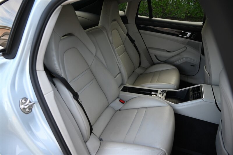 Used 2017 Porsche Panamera 4S w/ Premium Package Plus AWD/4WD image 30