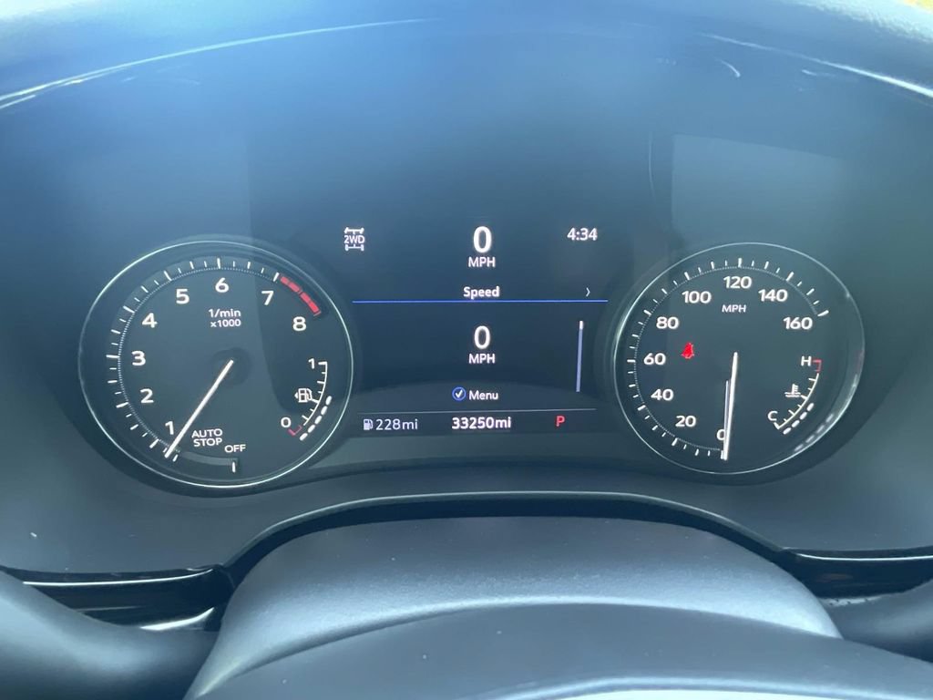 Used 2023 Cadillac XT5 Premium Luxury w/ Technology Package AWD/4WD image 26
