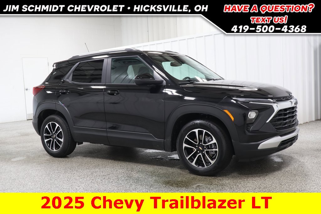New 2025 Chevrolet TrailBlazer LT w/ Convenience Package