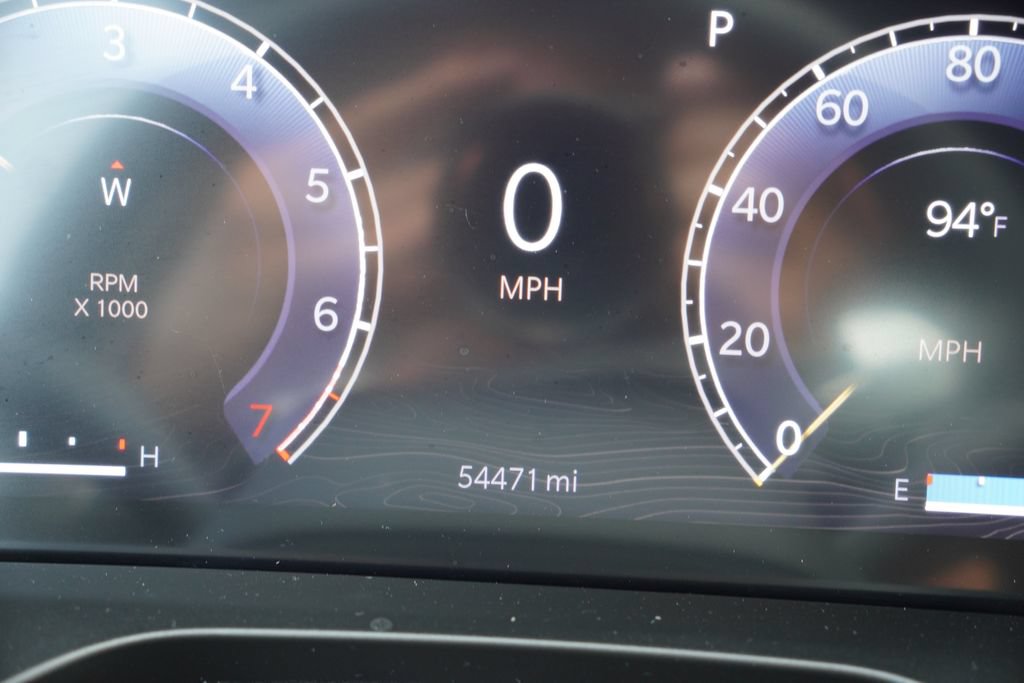 Used 2023 Jeep Grand Cherokee L Limited w/ Luxury Tech Group II AWD/4WD image 8