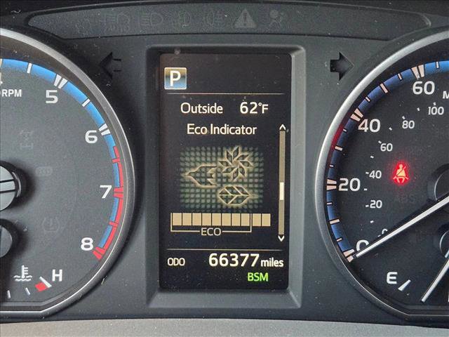 Used 2017 Toyota RAV4 XLE image 11