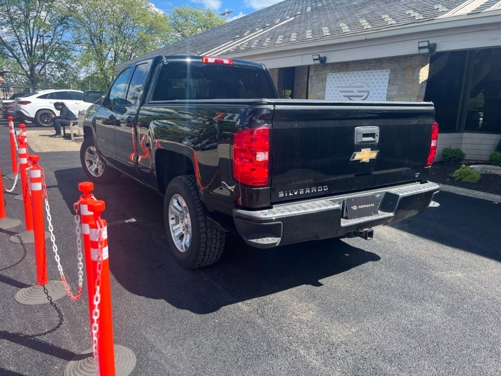 Used 2018 Chevrolet Silverado 1500 LT w/ All Star Edition AWD/4WD image 6