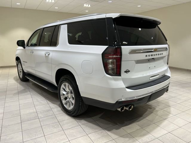 Used 2023 Chevrolet Suburban Premier image 3