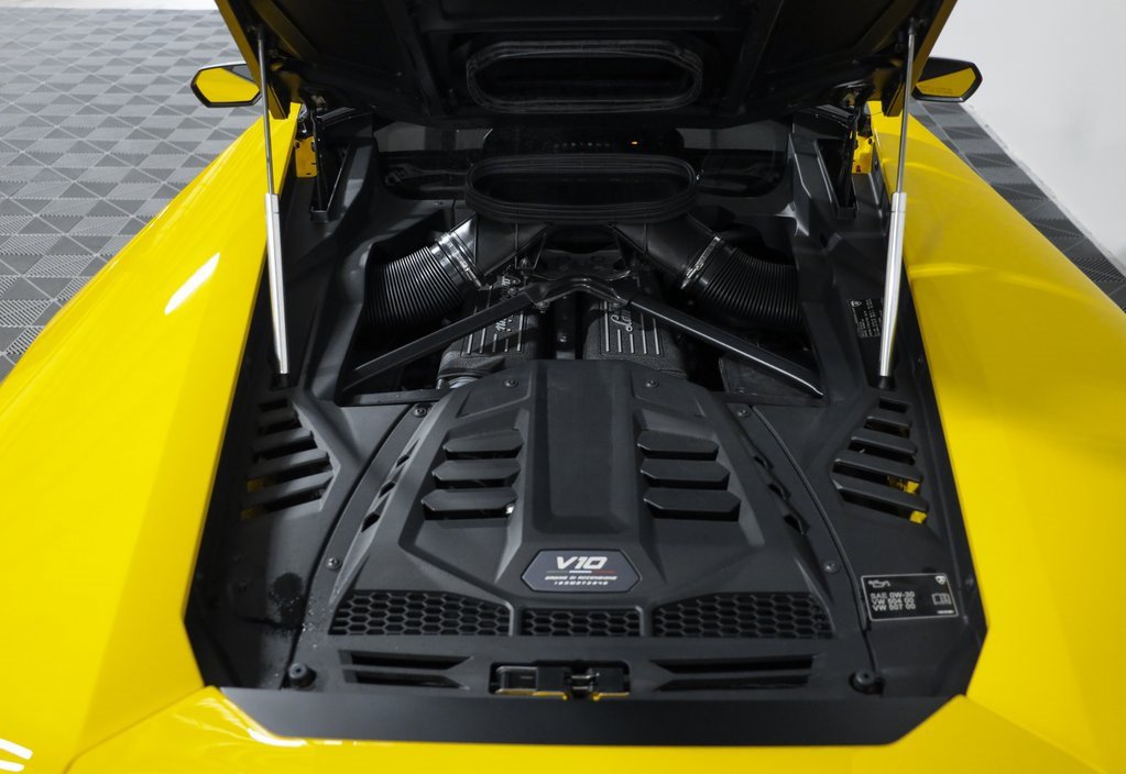 Used 2023 Lamborghini Huracan Sterrato image 22