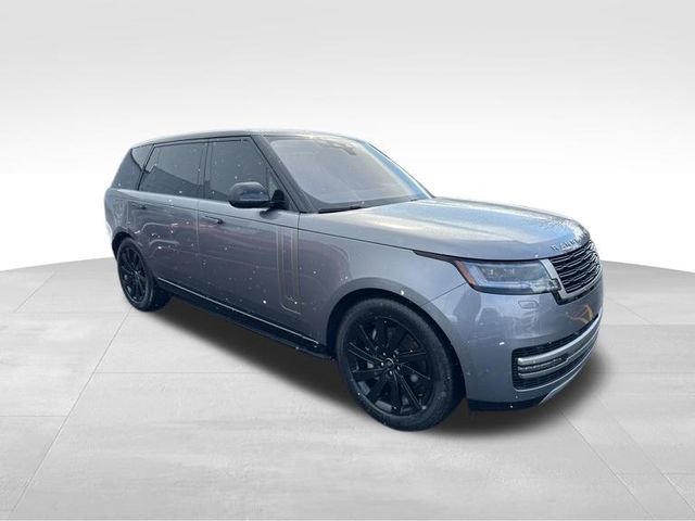 Used 2023 Land Rover Range Rover Long Wheelbase SE image 3