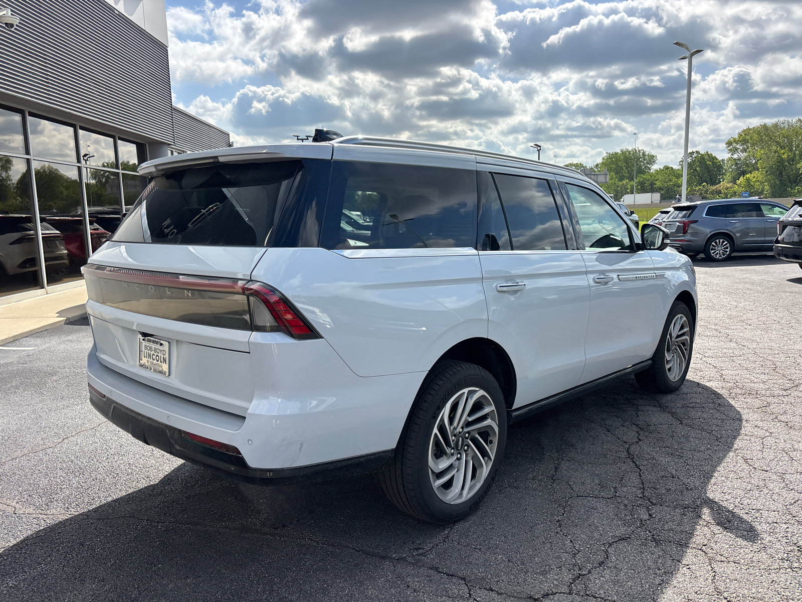 New 2026 Lincoln Navigator Reserve AWD/4WD image 7