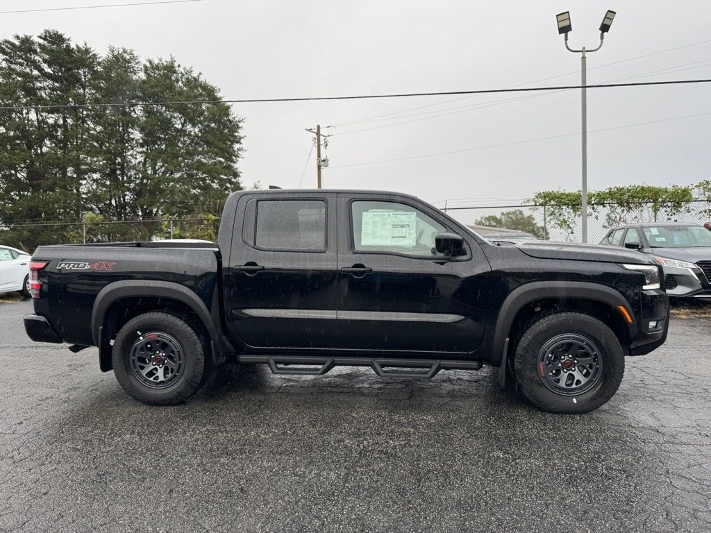 New 2026 Nissan Frontier PRO-4X w/ Pro-4x Convenience Package image 2