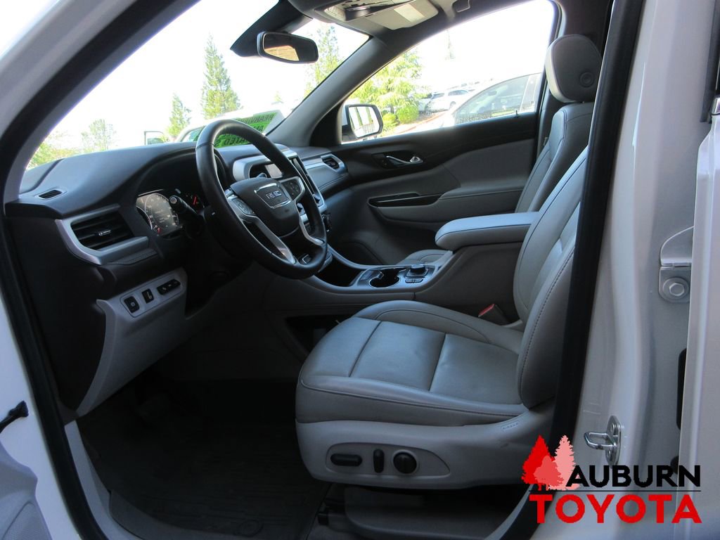 Used 2023 GMC Acadia SLT w/ Technology Package image 27