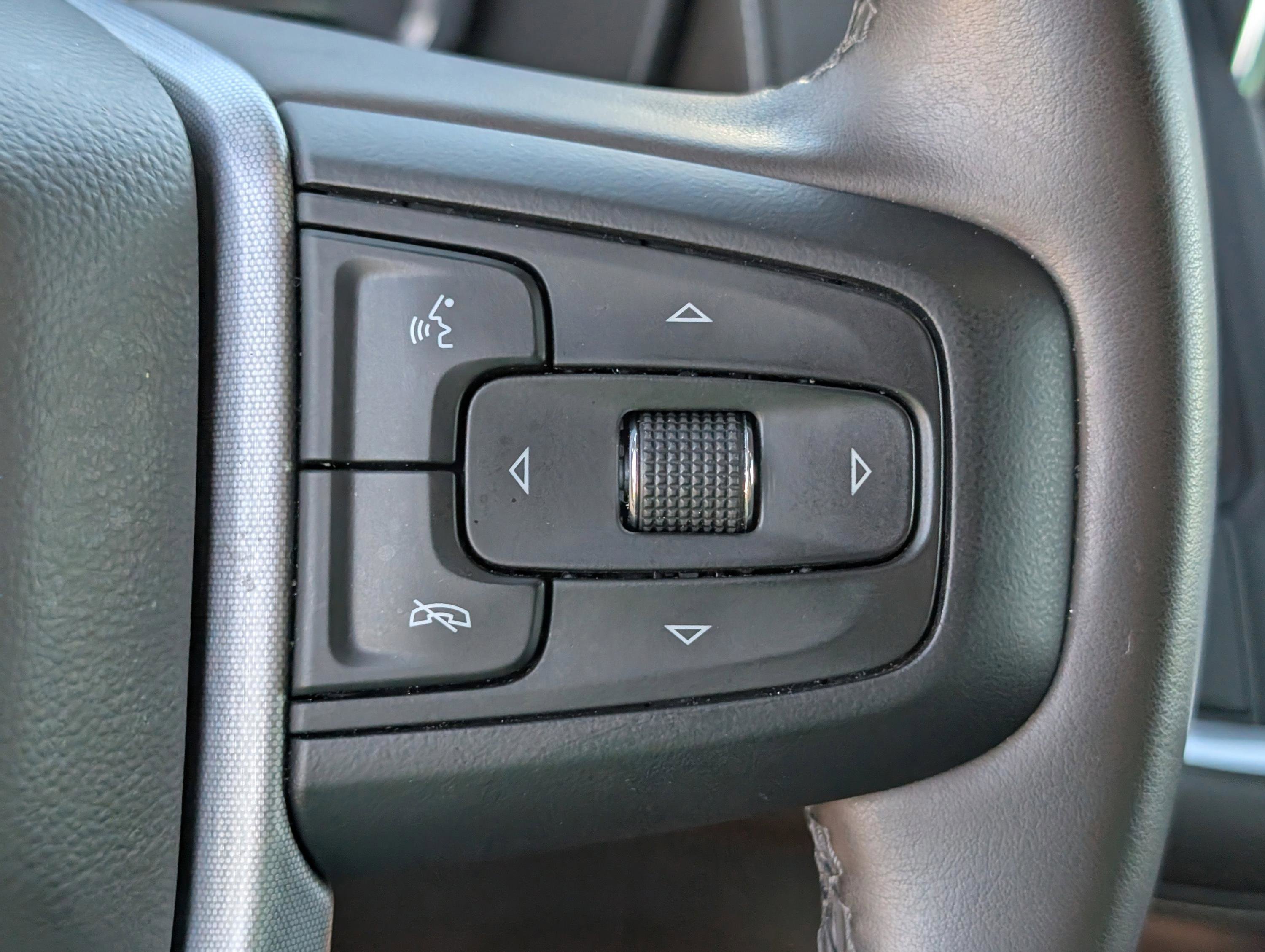 Used 2023 GMC Yukon SLT image 20