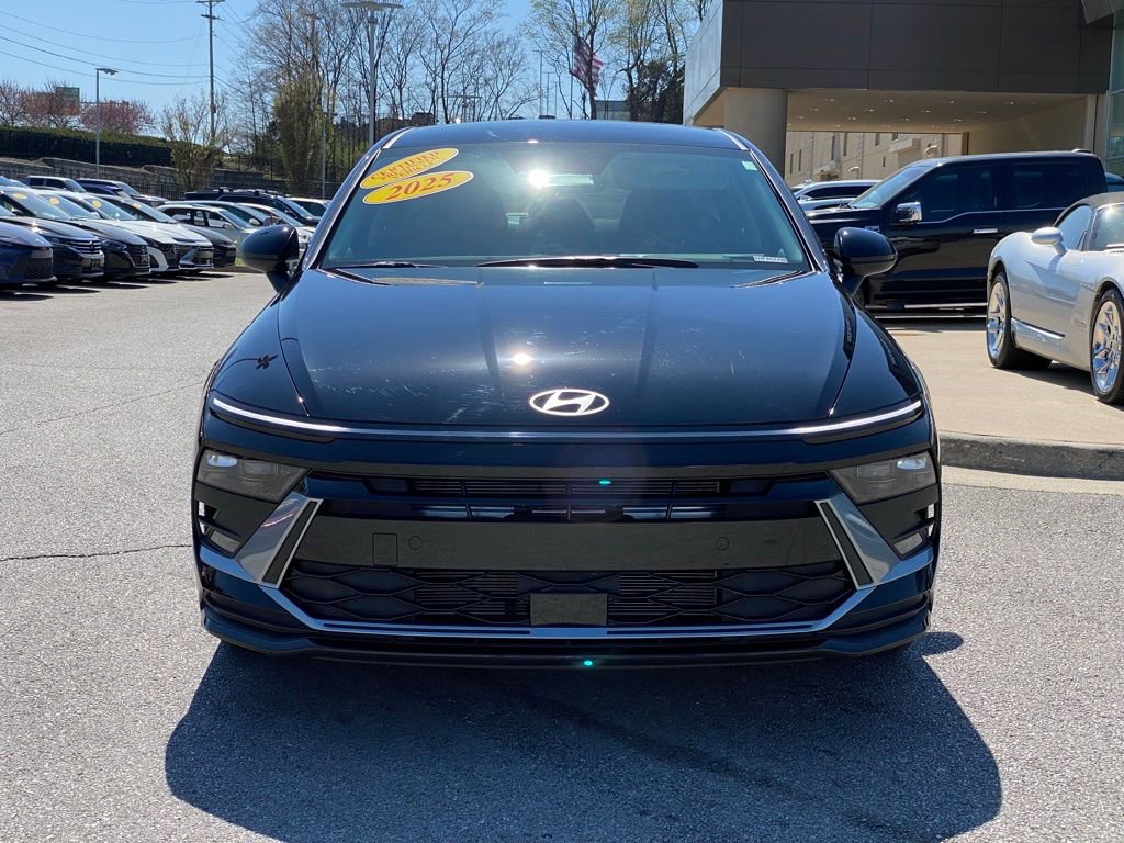 New 2025 Hyundai Sonata SE FWD image 2