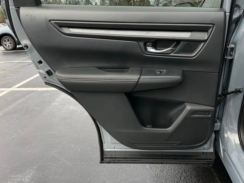 Certified 2025 Honda CR-V Sport-L image 39