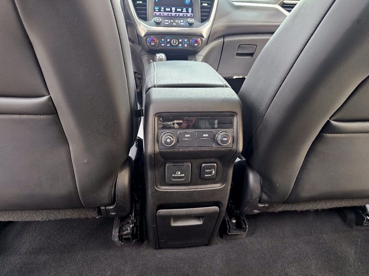 Used 2017 GMC Acadia SLT FWD image 28