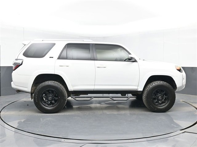 Used 2015 Toyota 4Runner SR5 image 15