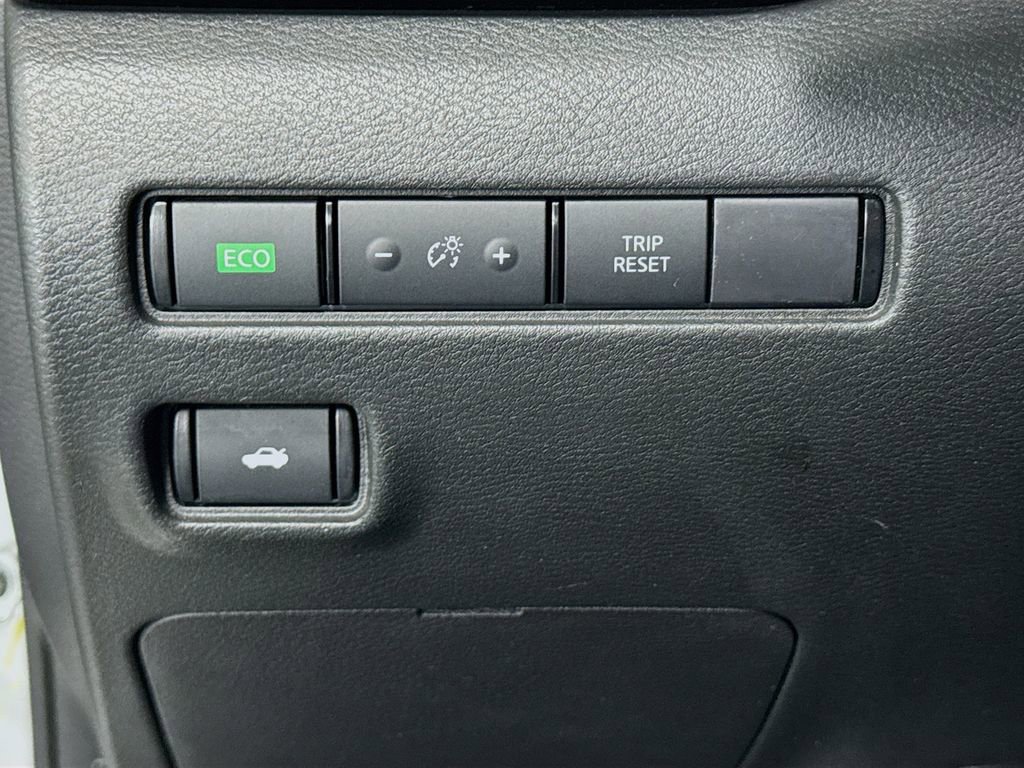 Used 2023 Nissan Sentra SV image 6