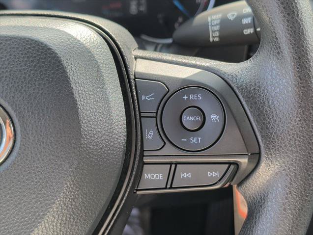Certified 2025 Toyota RAV4 LE AWD/4WD image 25