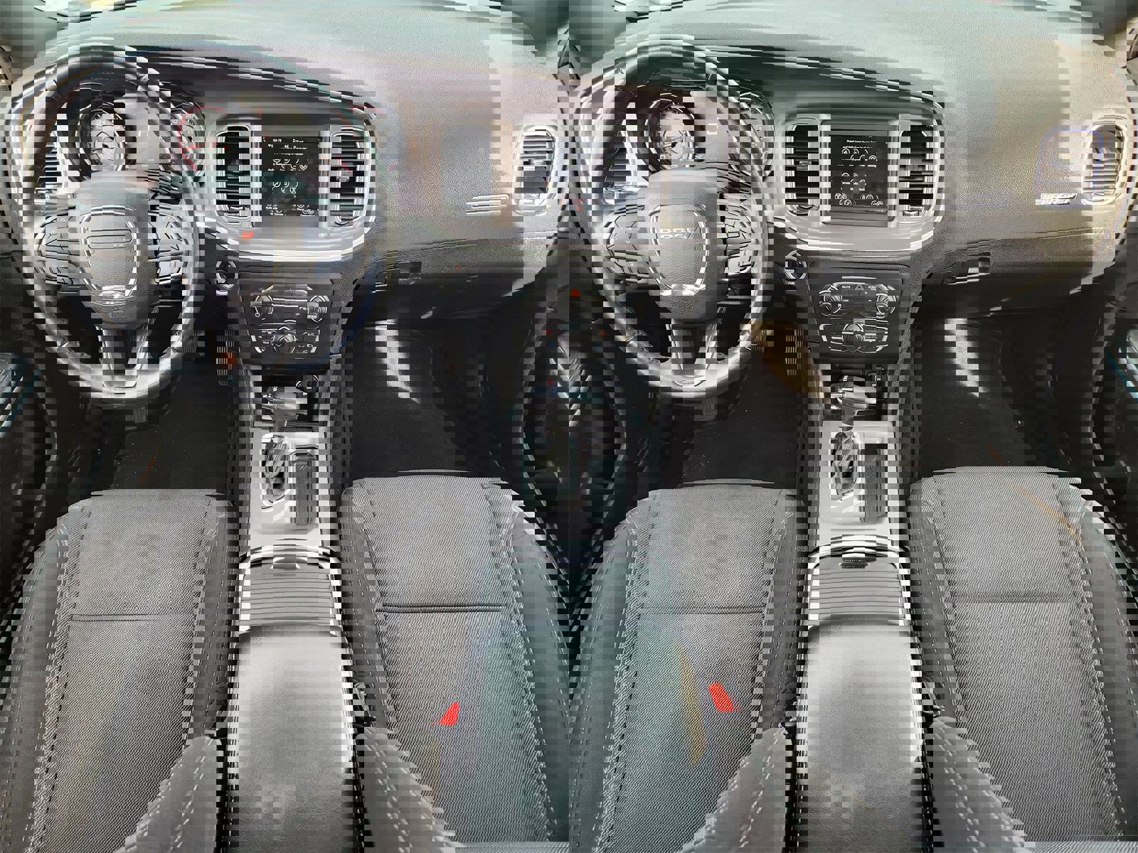 Used 2022 Dodge Charger SXT image 24