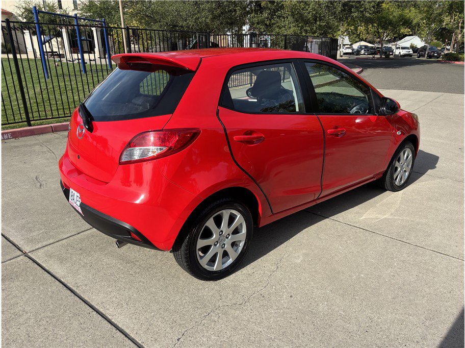 Used 2011 MAZDA MAZDA2 Touring FWD image 7